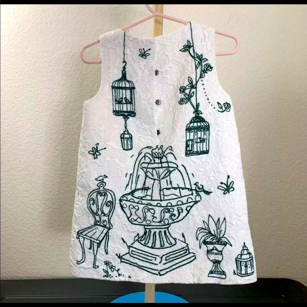 Dolce and Gabbana girl victorian ga